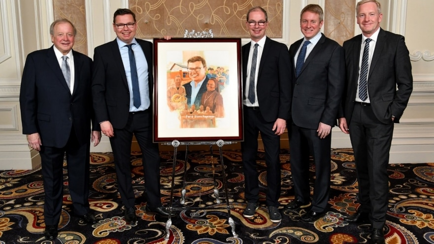 2020-02-27_SalutetoDealers-Award.jpg