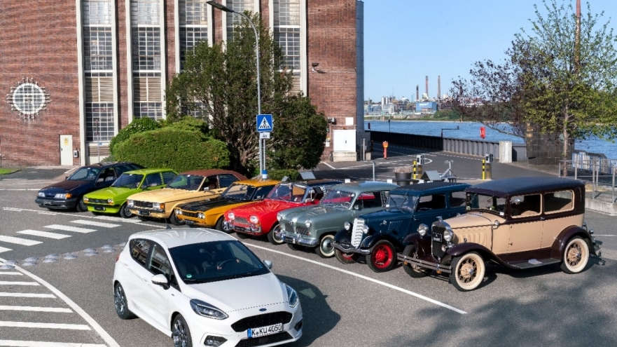 2020-10-01_90Jahre_Ford.jpg