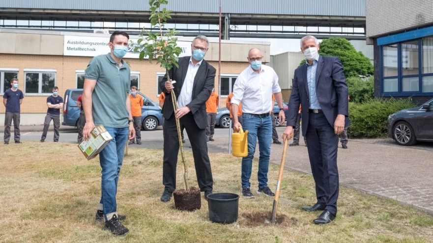 2021-06-10_Baeume_pflanzen.jpg