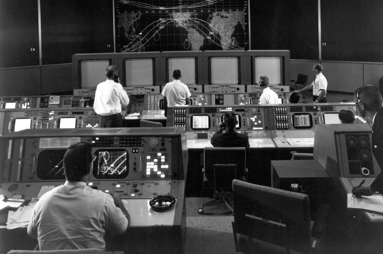 Foto 1 _ Mission Control Center 2 Normalformat.jpg
