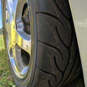 215/45R16 auf original Cougarfelge